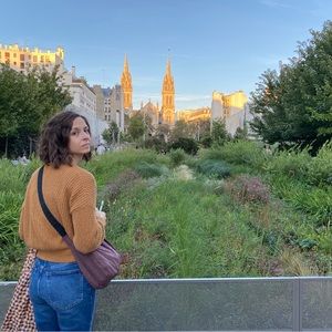 Meet your Posher, Stephanie